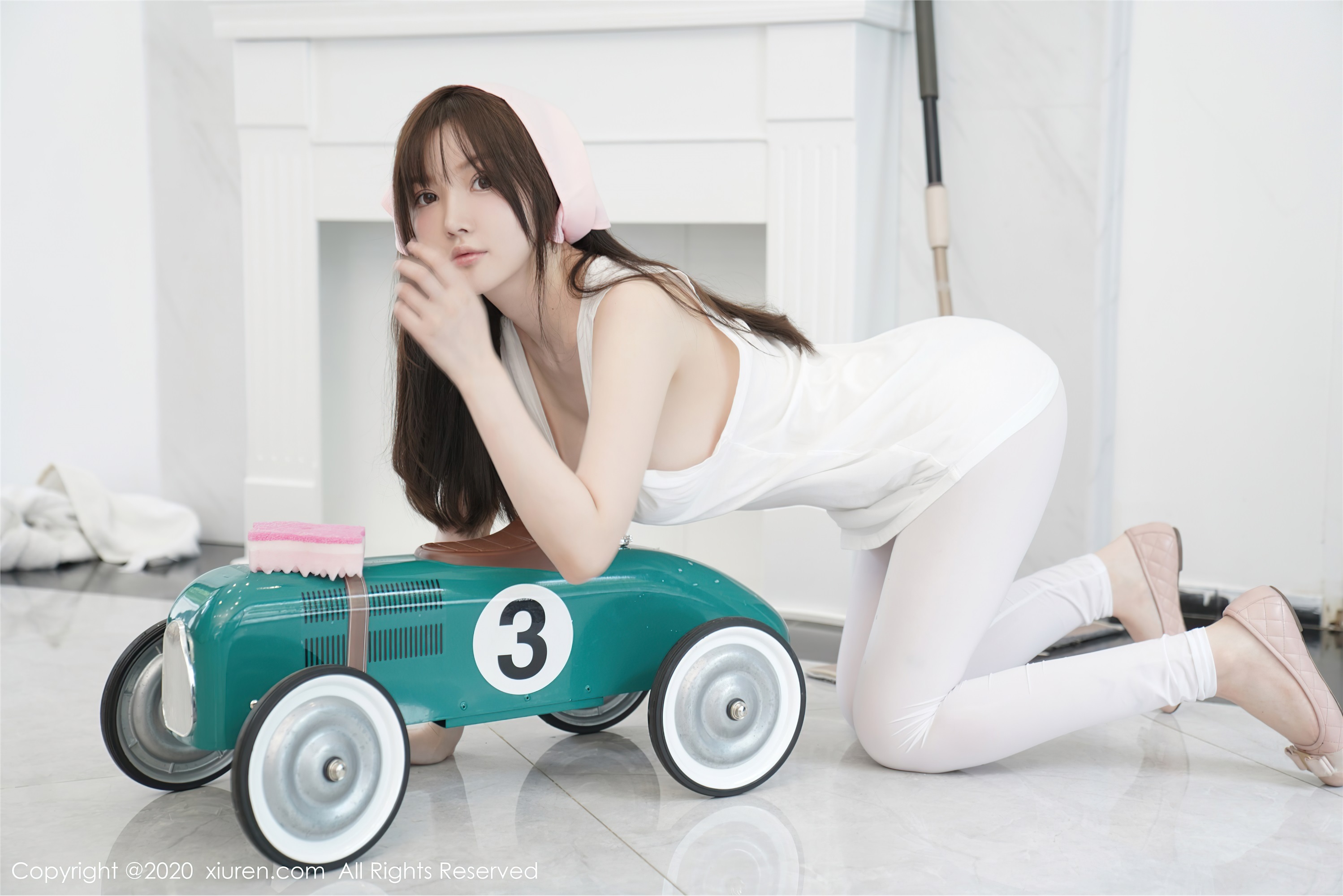 XiuRen秀人网 2020.09.14 No.2557 家政主题诱惑 糯美子mini